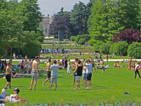 Sempione Park in Milan Italy (Parco Sempione)